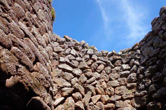 Nuraghe Arrubiu, Sardegna