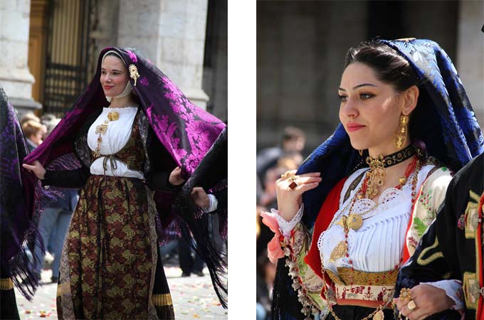 Bambino in costume tradizionale alla Festa di Sant'Efisio a Cagliari  Sardegna Italia Foto stock - Alamy